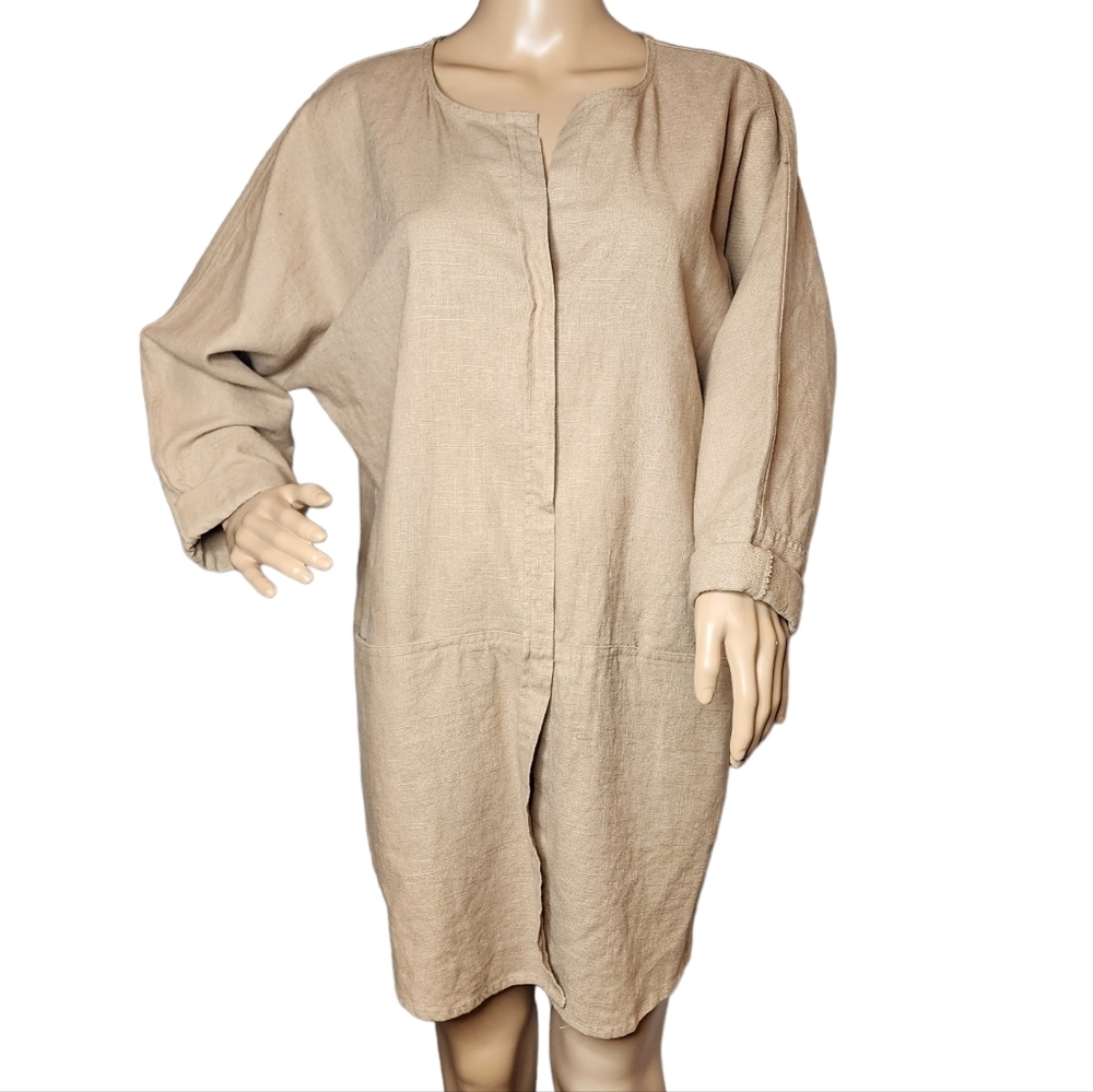 Chico's‎ linen blend tan linen-blend shacket with pockets Size M/L.